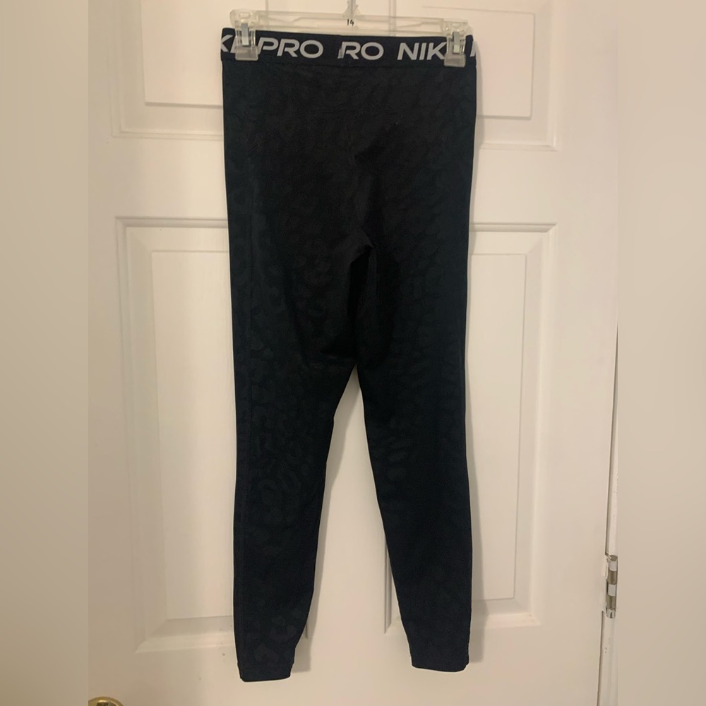 Nike Pro Dri-FIT Black Athletic Leggings